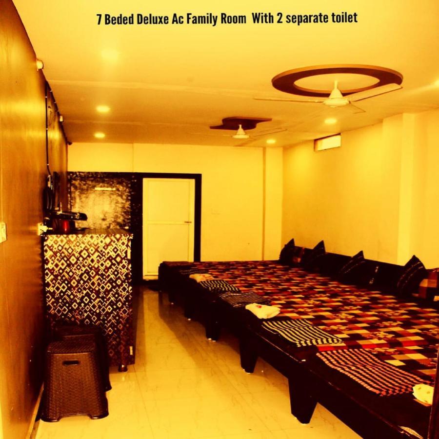 اوجاين Mansarovar Guest House المظهر الخارجي الصورة
