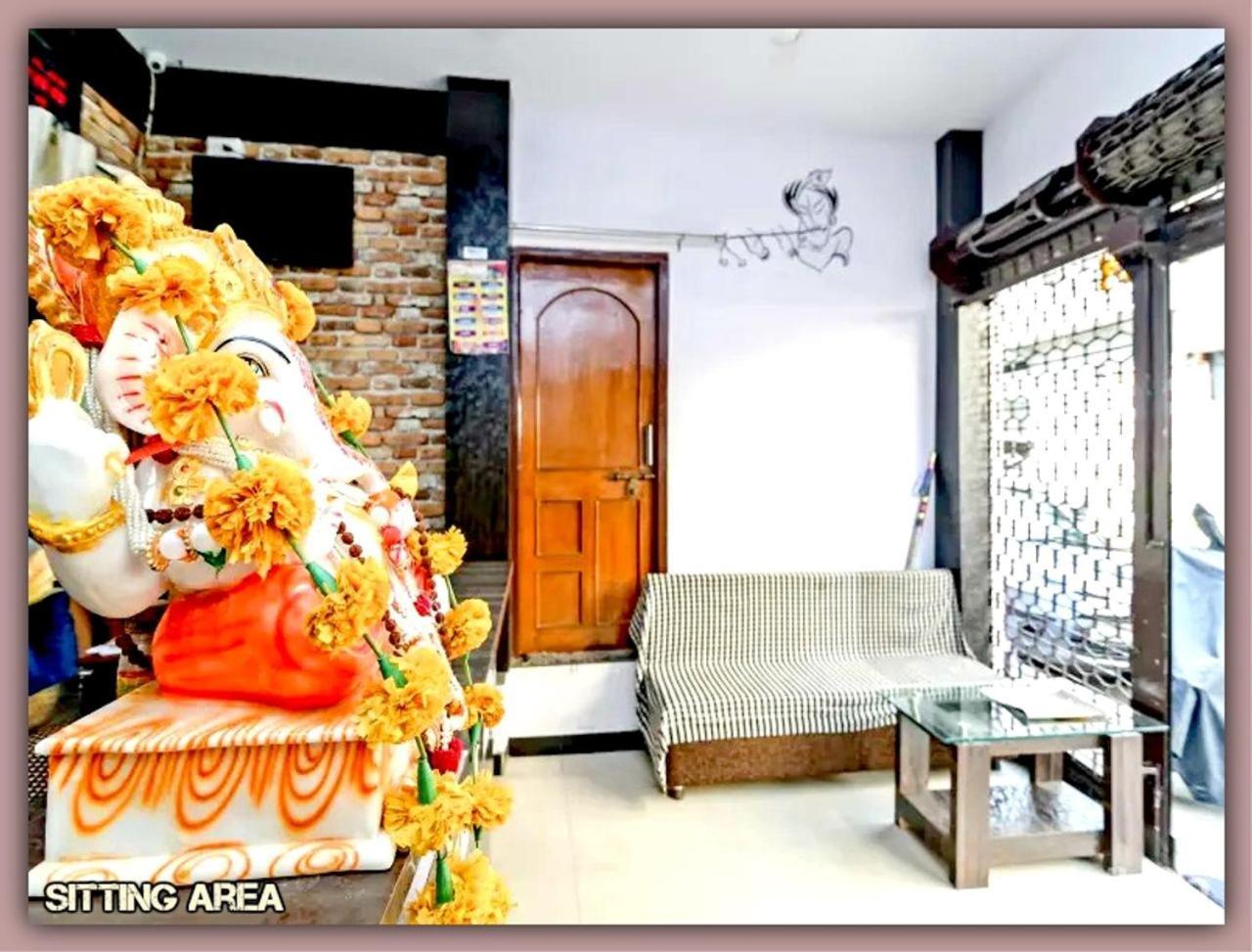 اوجاين Mansarovar Guest House المظهر الخارجي الصورة
