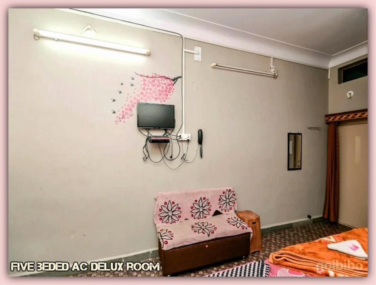 اوجاين Mansarovar Guest House المظهر الخارجي الصورة